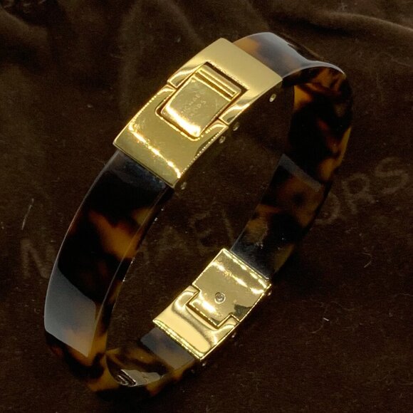 Michael Kors Faux Tortoise Shell Hinged Gold Tone Bangle Bracelet - Picture 1 of 11
